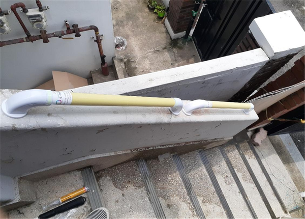 안전손잡이 / 사진 = 광진구 제공.