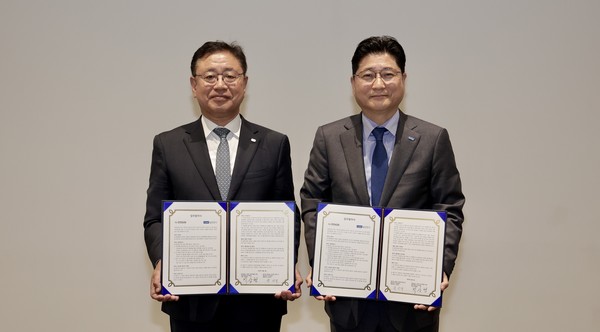 박상형 한전KDN 사장과 유상석 일진전기 대표이사(사진 왼쪽부터)/한전KDN 제공