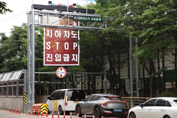 연현지하차도 자동차단시설 설치/ 사진=안양시 제공