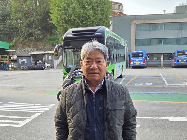 서울시 안전상 대상 수상한 정영준 씨 / 사진 = 서울시 제공.