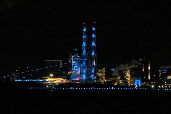 포항제철소 야간 모습 / 사측 누리집. 