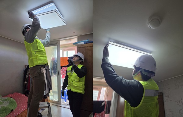 지역 취약계층 대상 고효율 LED 조명기기 교체 작업 모습/사진=한전KDN